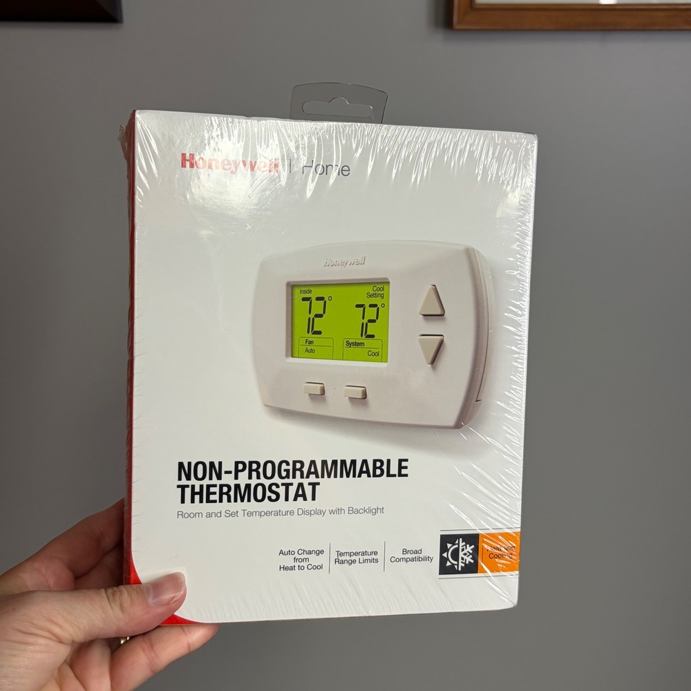 Honeywell Home Non-Programmable Thermostat Backlit Display RTHL3550D1006 New